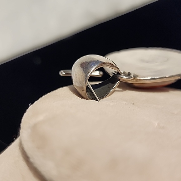 Jon Mc Cray Signed Spiney Oyster and sterling Pendant - Picture 7 of 10